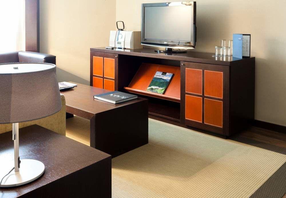 Ac Hotel Oviedo Forum By Marriott Екстер'єр фото