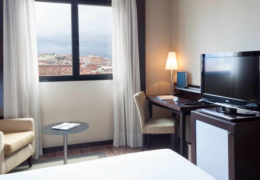 Ac Hotel Oviedo Forum By Marriott Екстер'єр фото