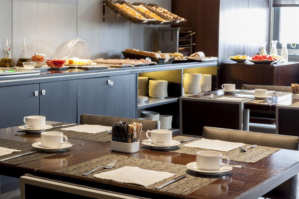 Ac Hotel Oviedo Forum By Marriott Екстер'єр фото
