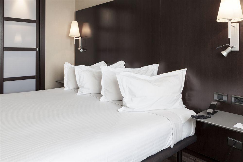 Ac Hotel Oviedo Forum By Marriott Екстер'єр фото